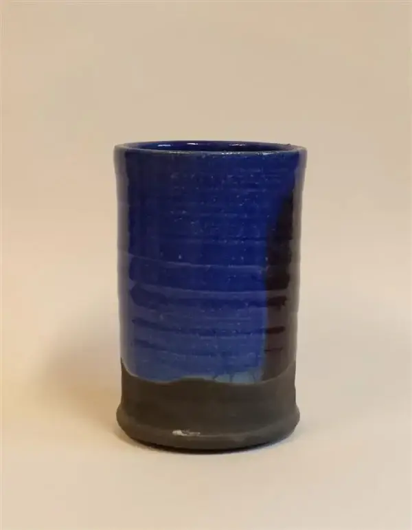 11.  Blå blank Raku glasyr