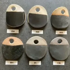 49.  79082 Svart/Grön glasyr