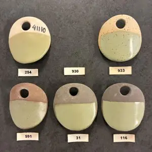 41110 Lindblomsgrön sidenmatt glasyr 1 kg